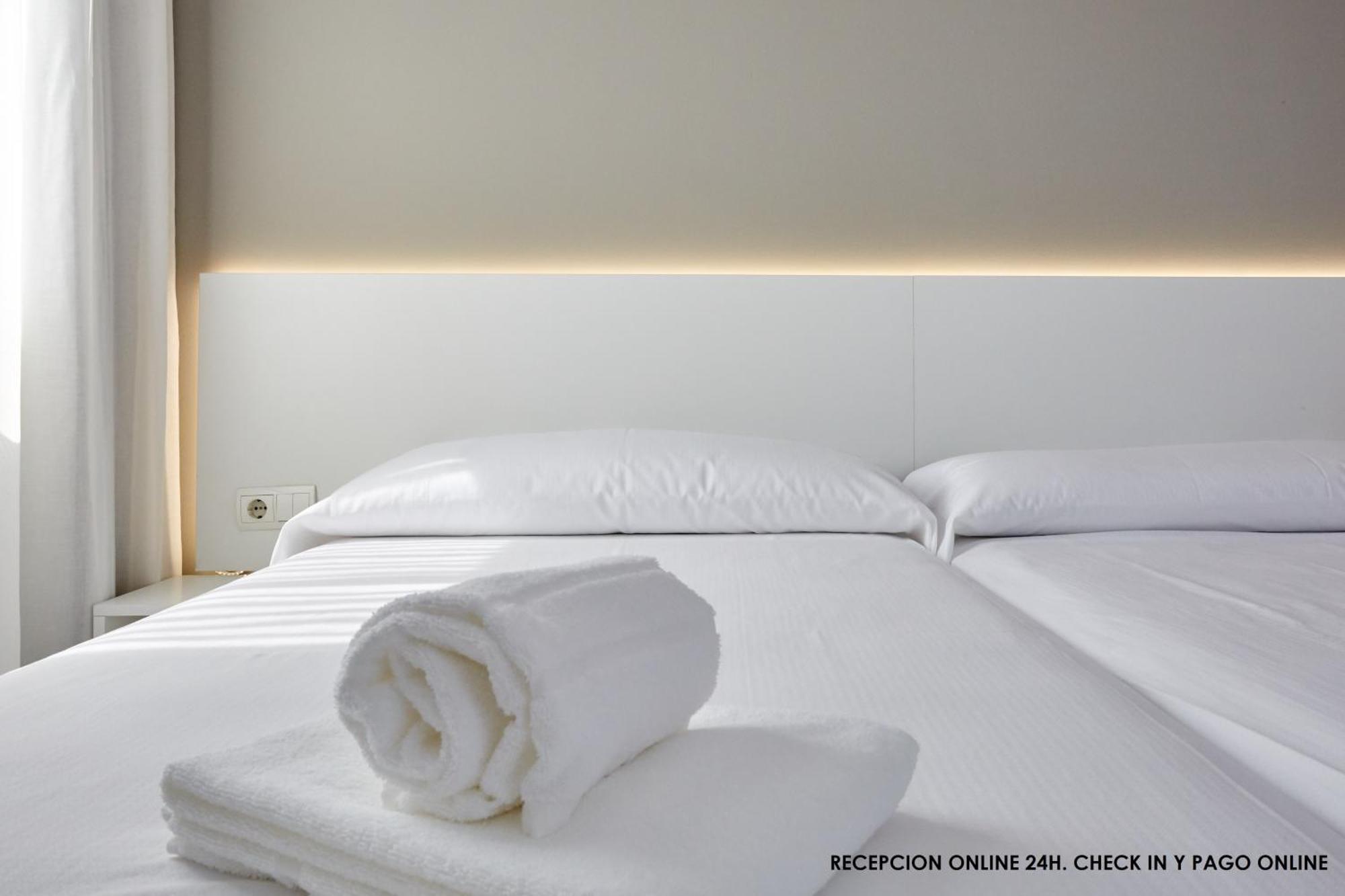 Hotel Dl Port Grao de Castellon Exterior foto